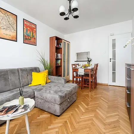 Апартаменти House In Landunvez Near Penfoul *